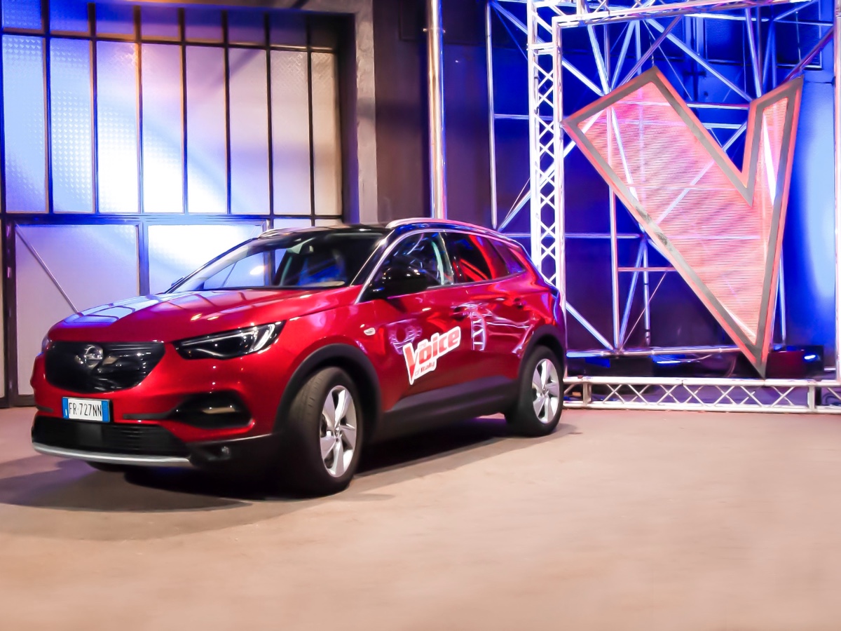 Opel alongside the Voice of Italy 2019
