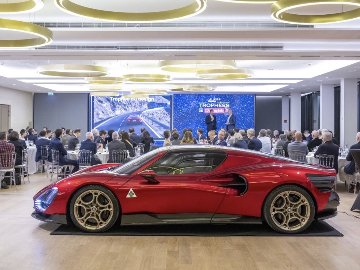 Alfa Romeo 33 Stradale premio Design Trophy