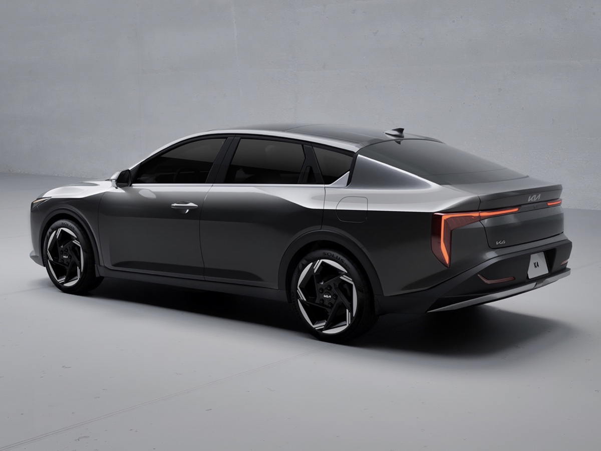 Kia K4