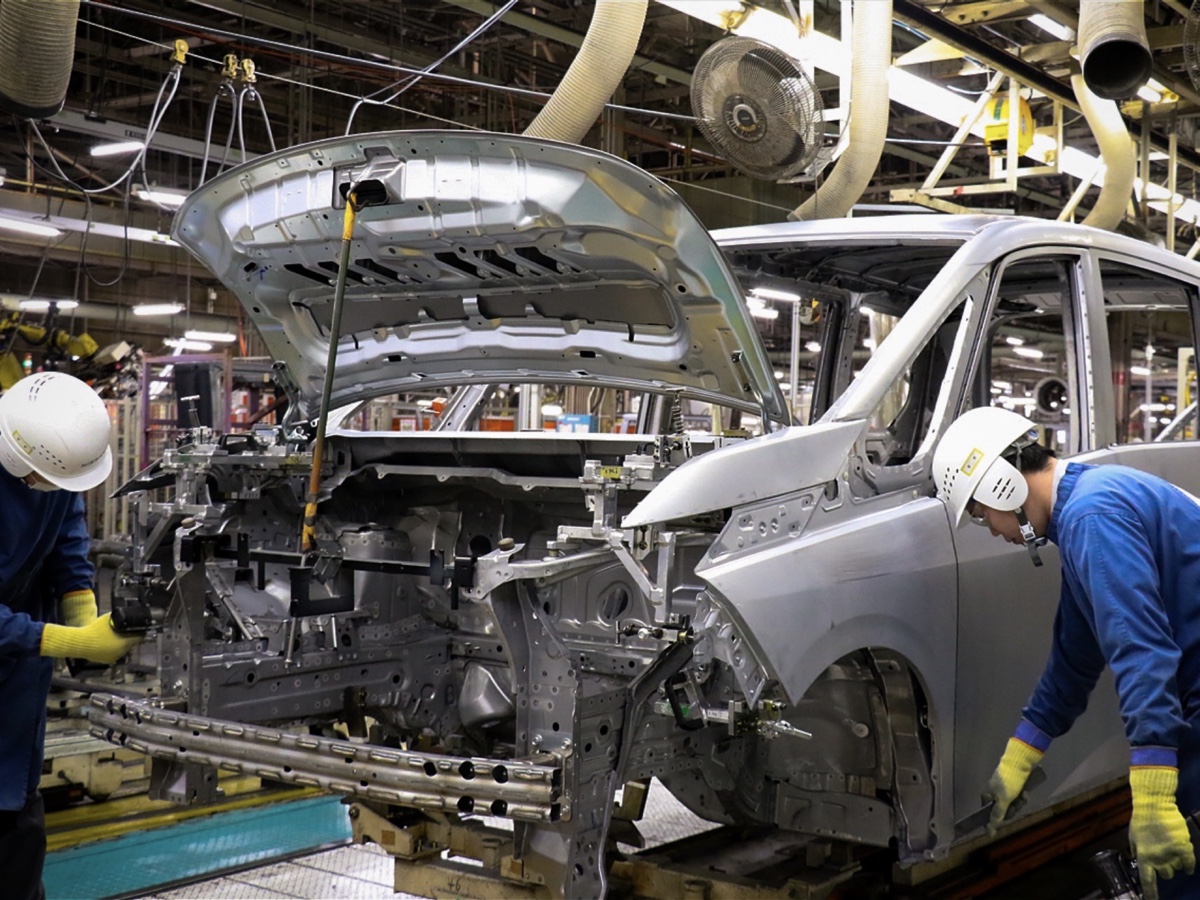 Nissan produzione Giappone