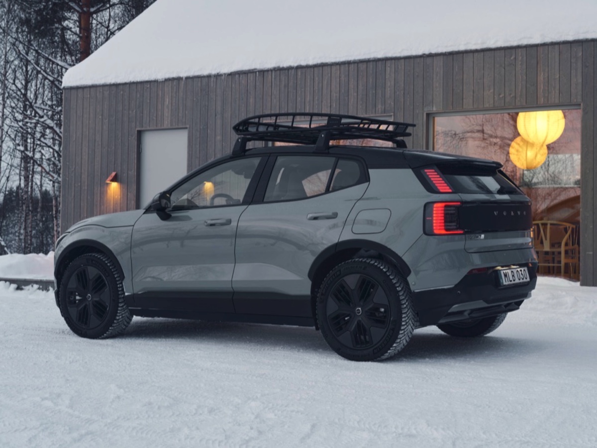 Volvo EX30 Cross Country