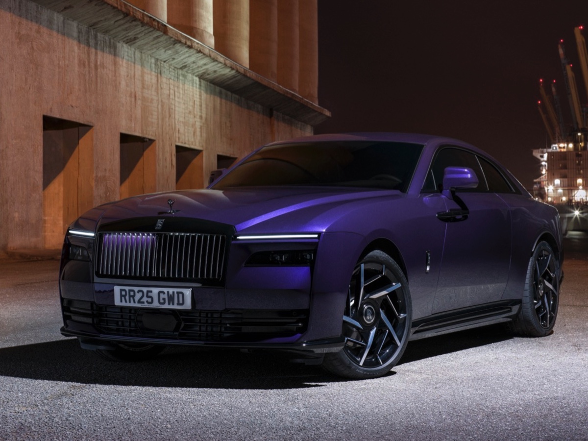 Rolls-Royce Black Badge Spectre