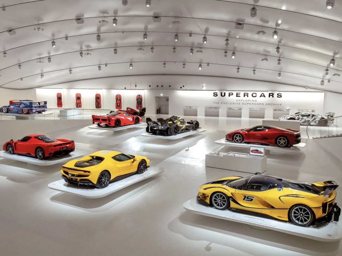 Ferrari mostra Supercars