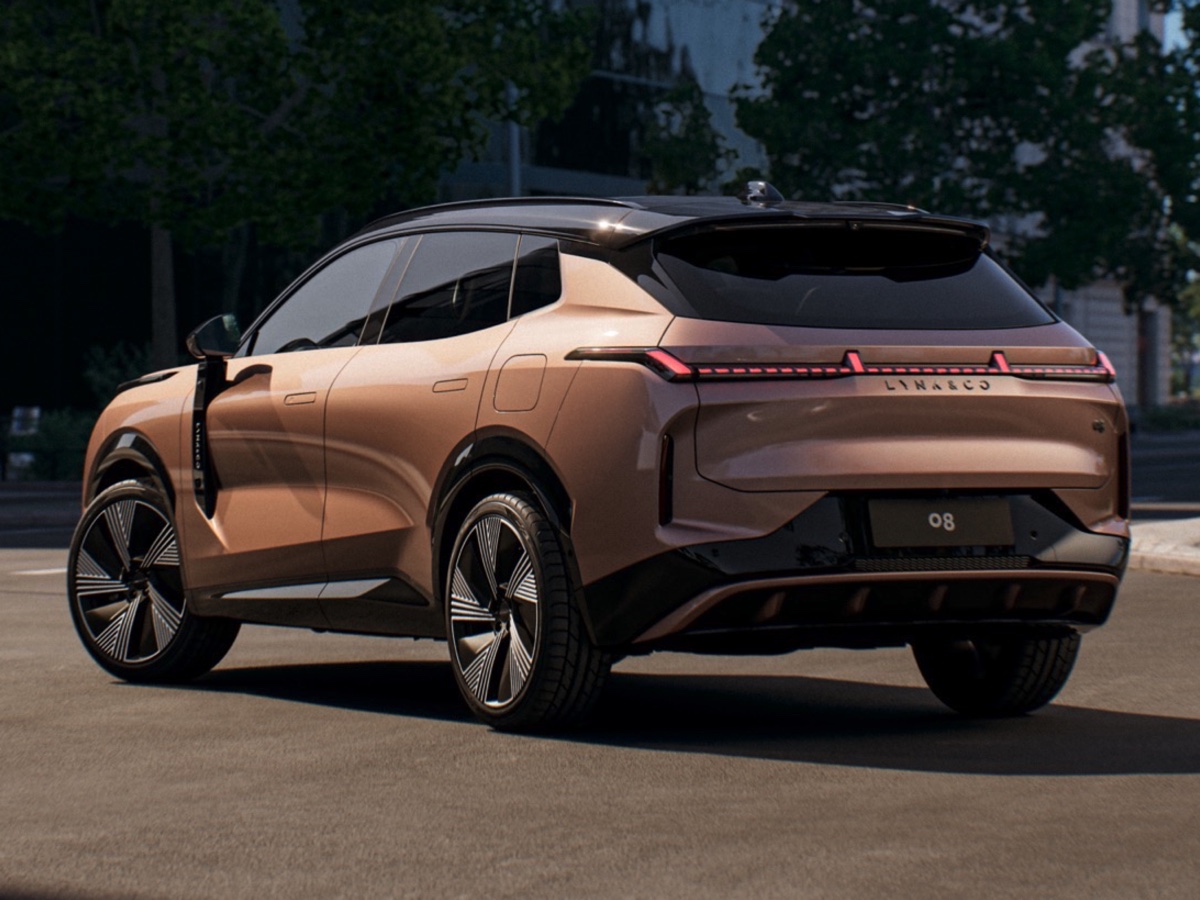  Lynk & Co 08