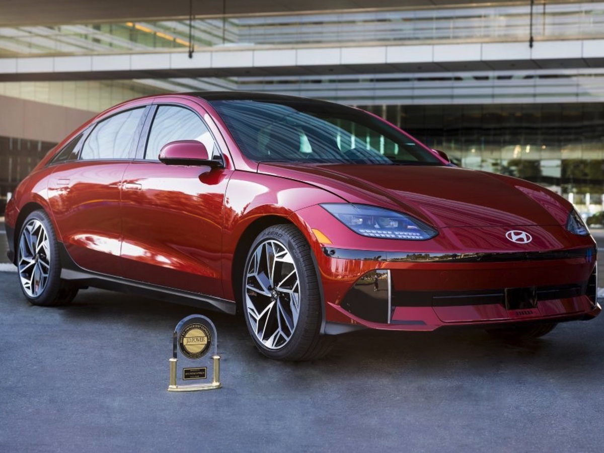 Hyundai Ioniq premio 2025 U.S. EVX Ownership Study di J.D. Power