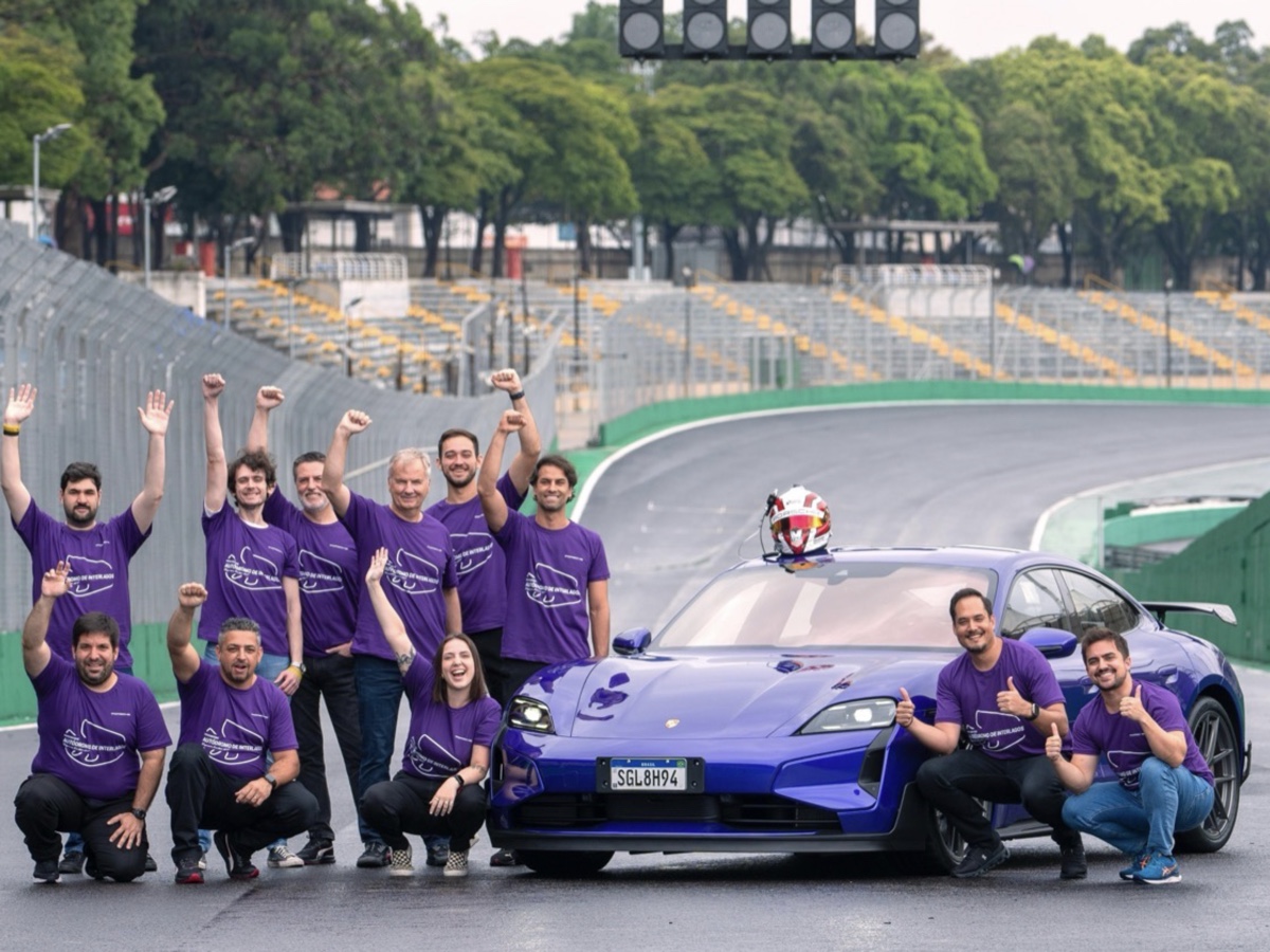 Porsche Taycan Turbo GT record Interlagos