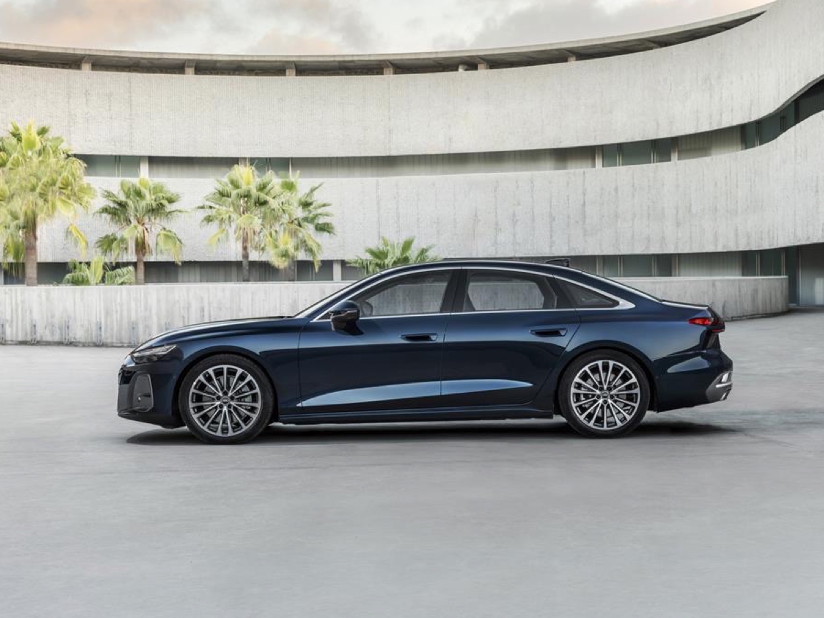 Audi A6 Sedan