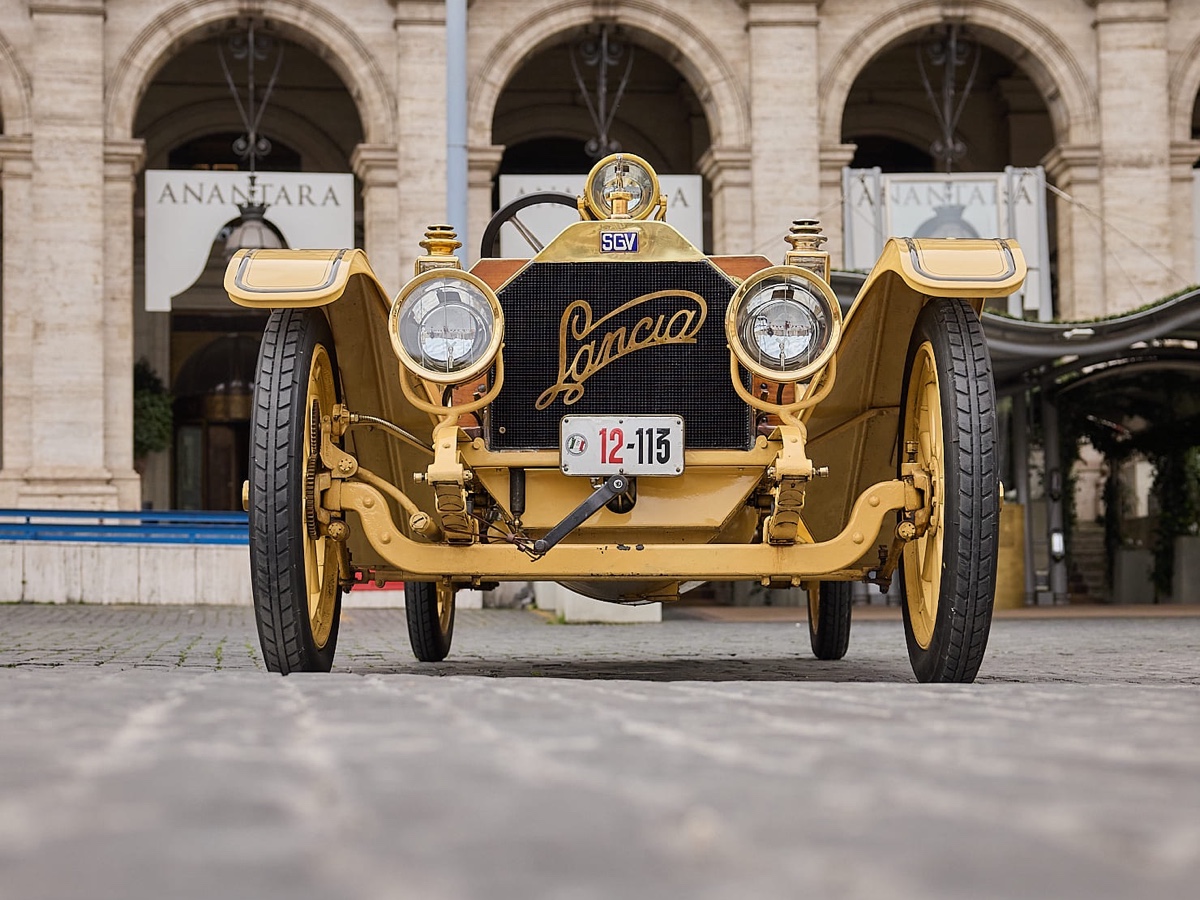 Lancia Beta 20HP