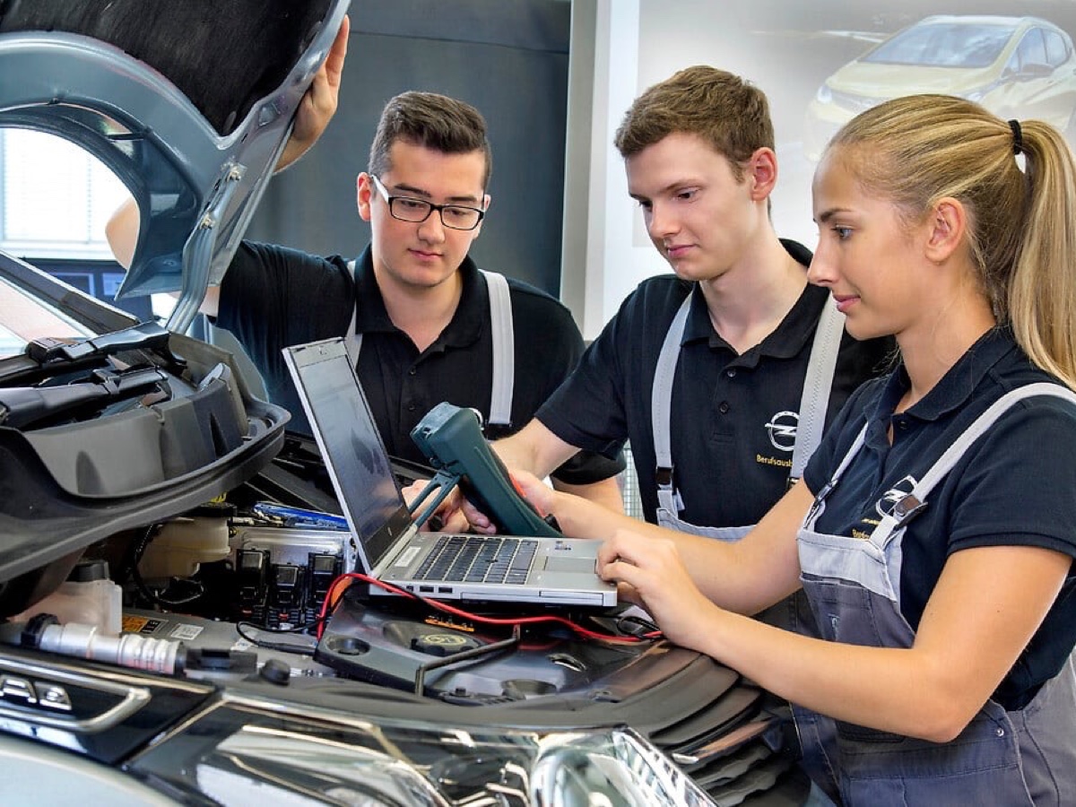 Opel service
