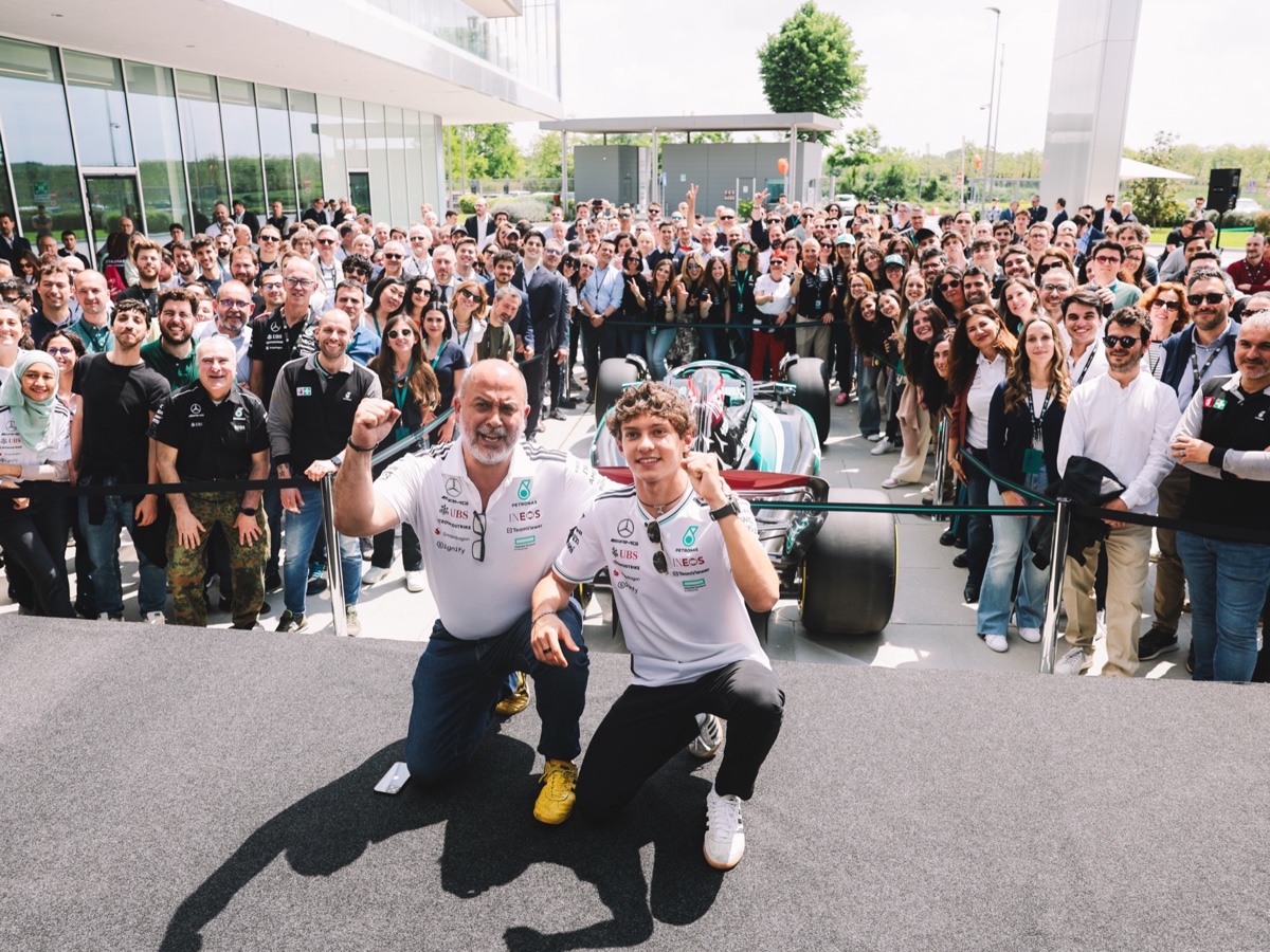 Petronas Kimi Antonelli visita Centro Globale R&T Santena