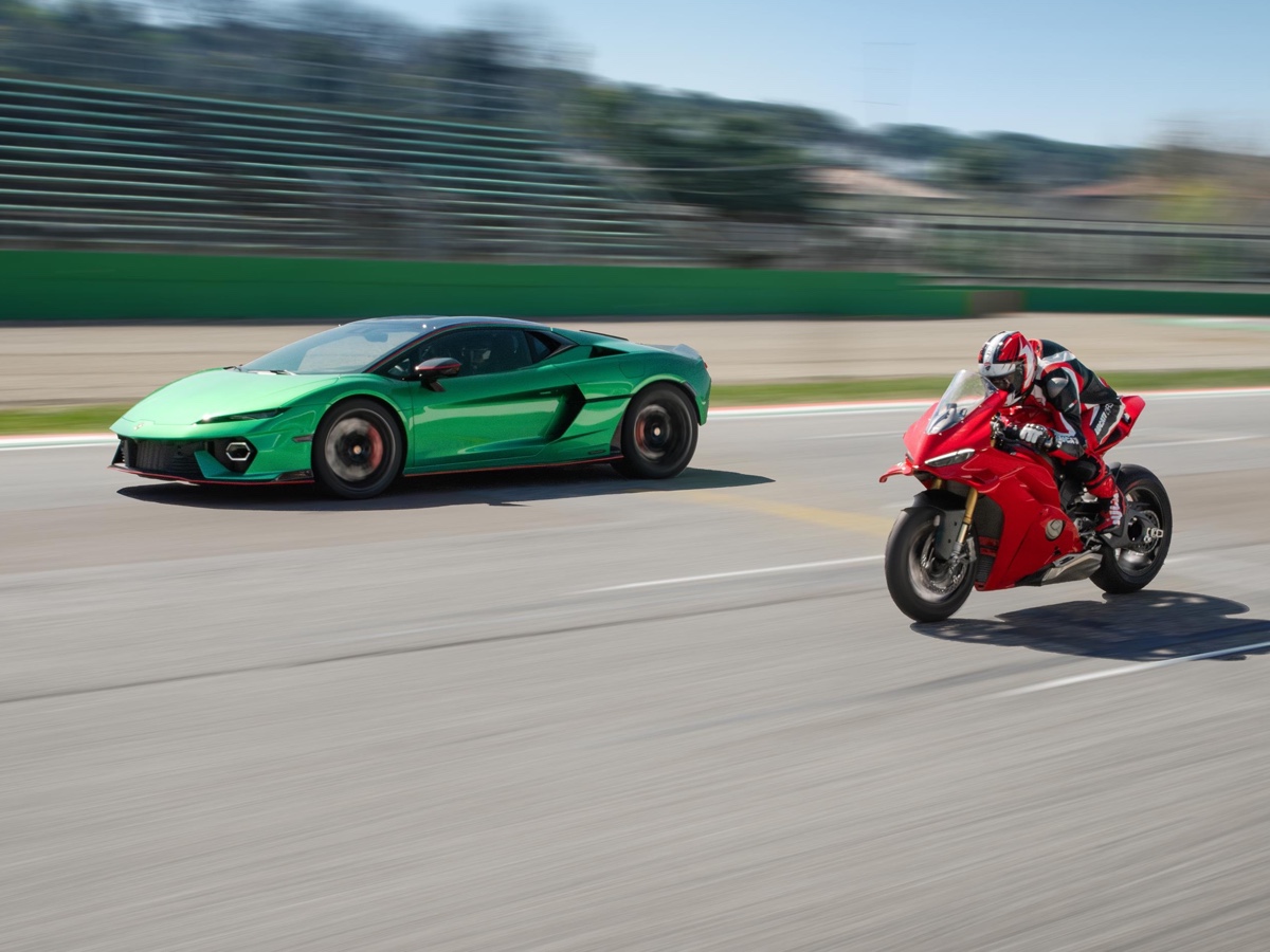 Lamborghini Temerario -  Ducati Panigale V4