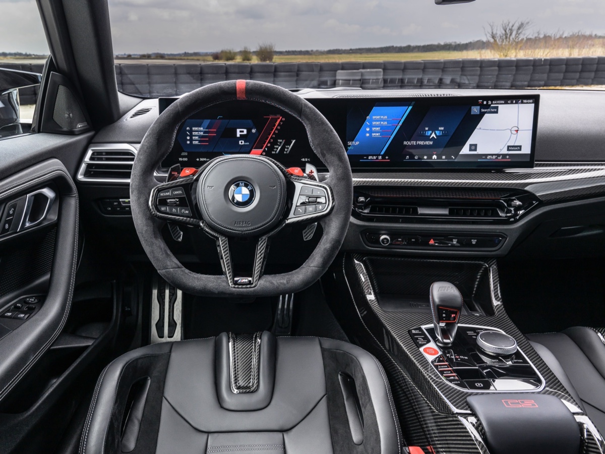BMW M2 CS