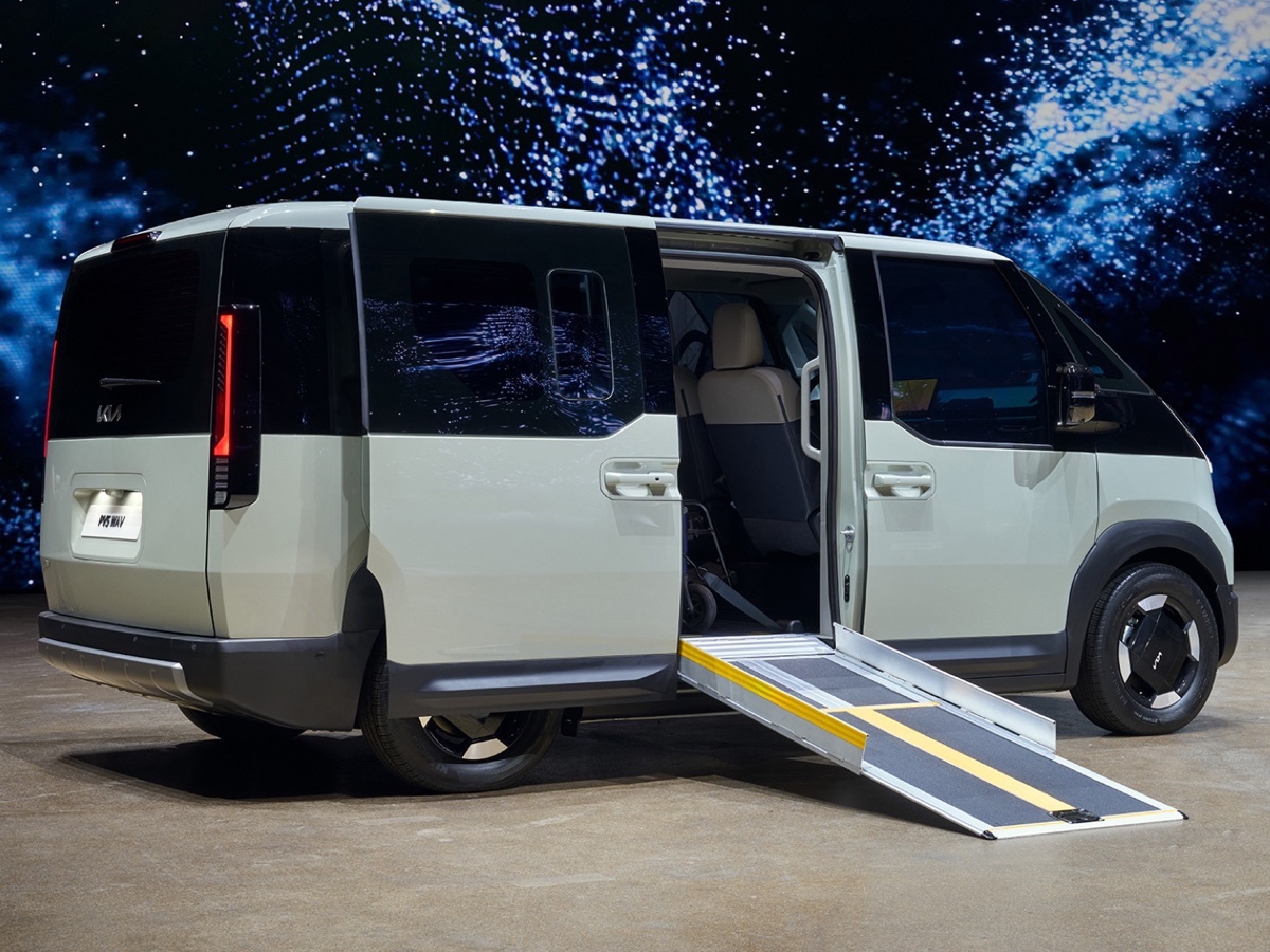 Kia PV5 WAV (Wheelchair Accessible Version)