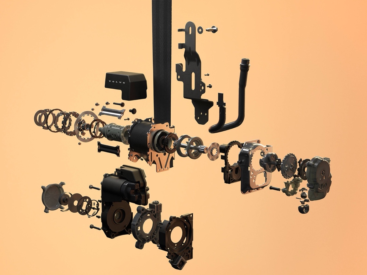 Volvo cintura sicurezza multiadattiva