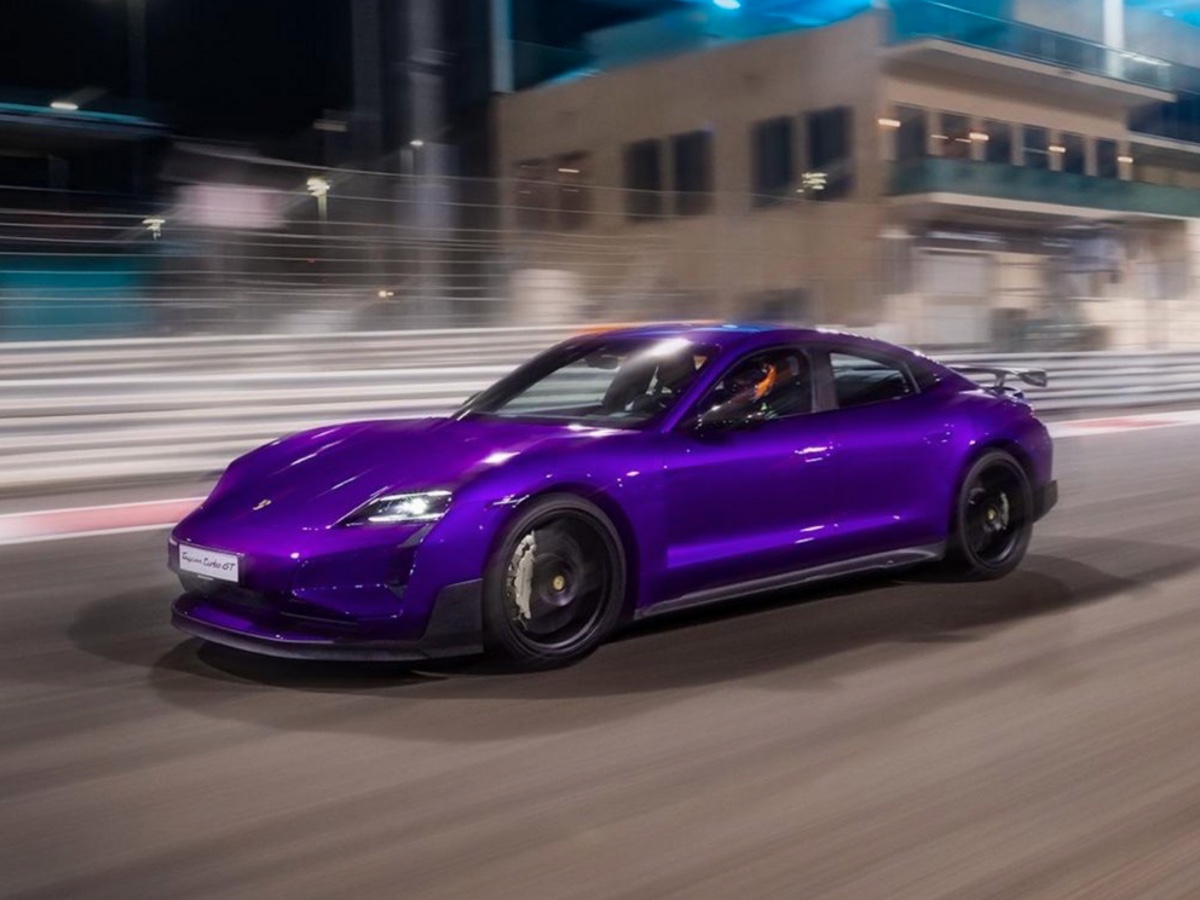 porsche Taycan Turbo GT Yas Marina, Abu Dhabi