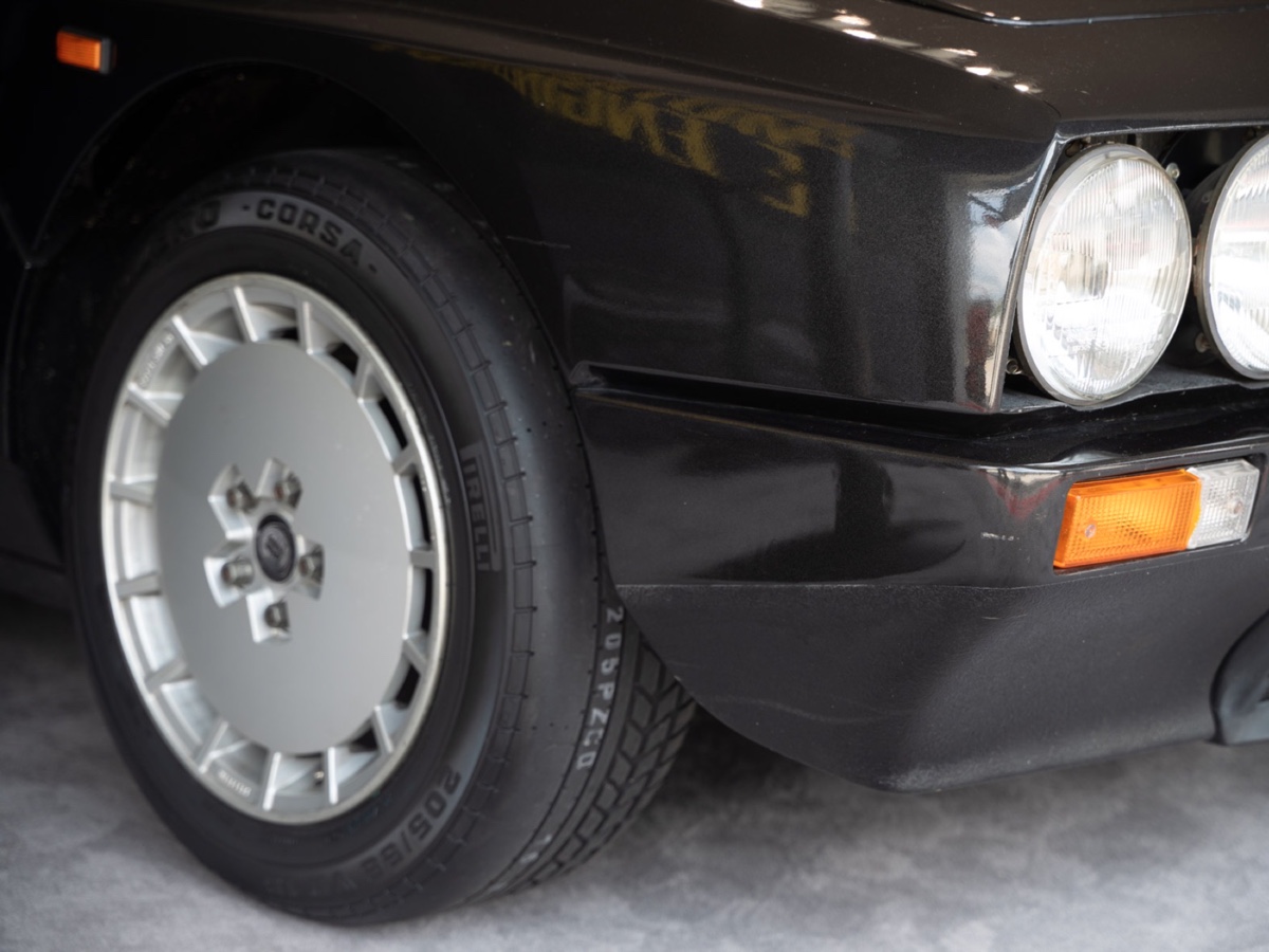 Pirelli P Zero Lancia Delta S4 Stradale