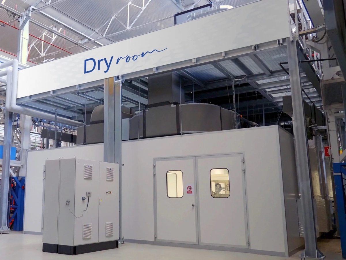 Comau Dry Room