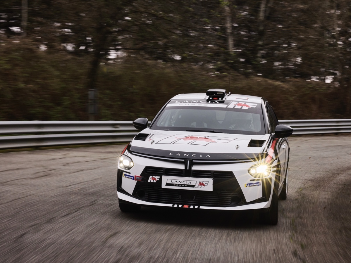 Lancia Ypsilon Rally4 HF