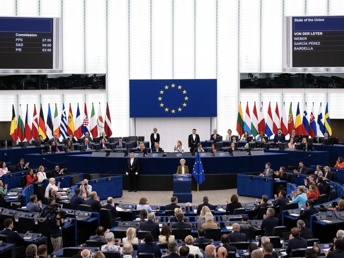 Parlamento europeo Ursula von der Layen
