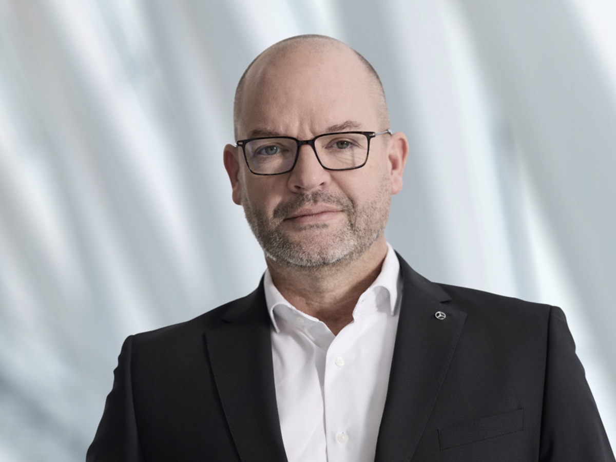 Mercedes-Benz Jörg Burzer 