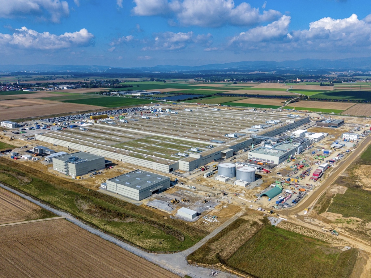 BMW Group produzione batterie EV Irlbach-Straßkirchen