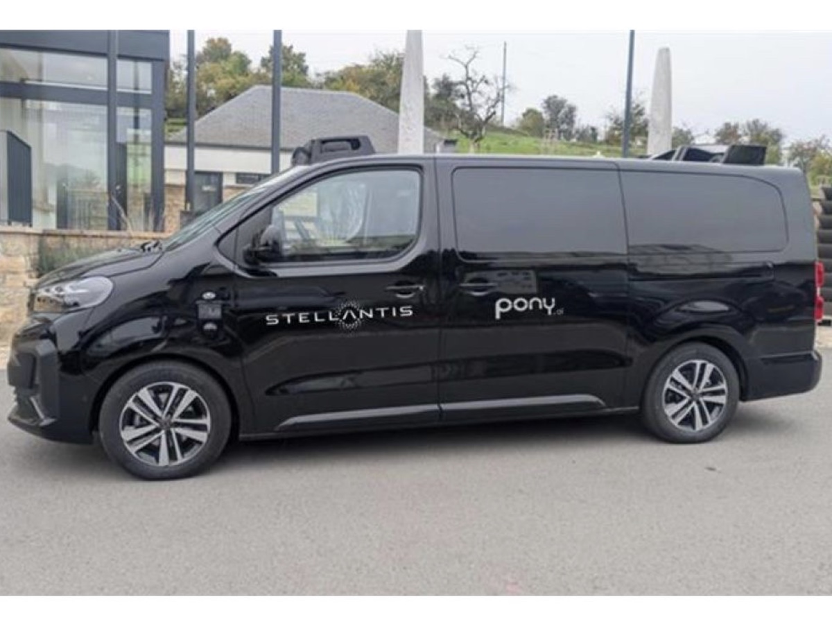 Stellantis robotaxi Pony.ai 