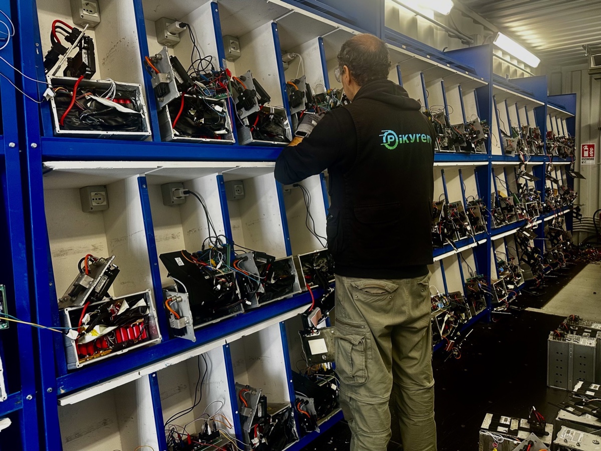 Pikyrent Re Battery Hub