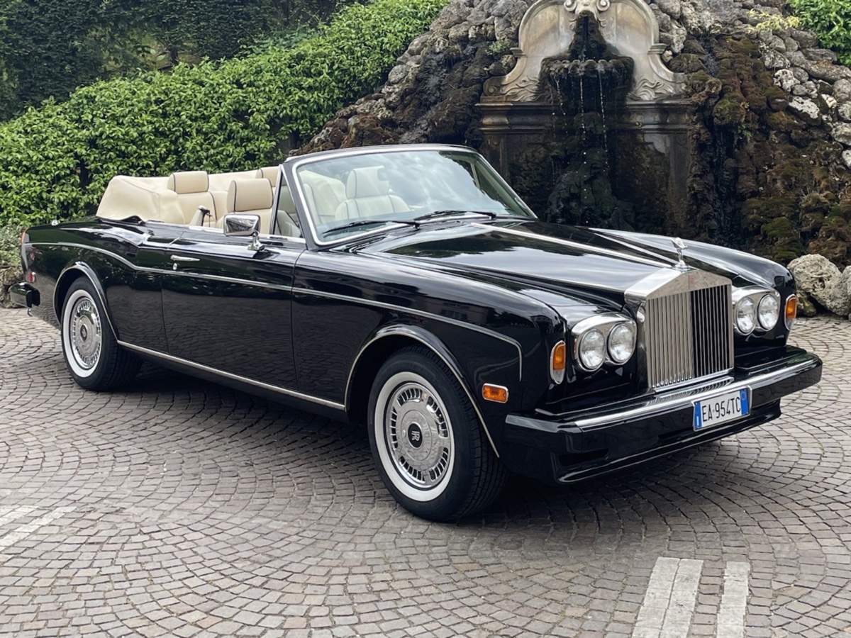 Rolls-Royce Corniche S (1995)
