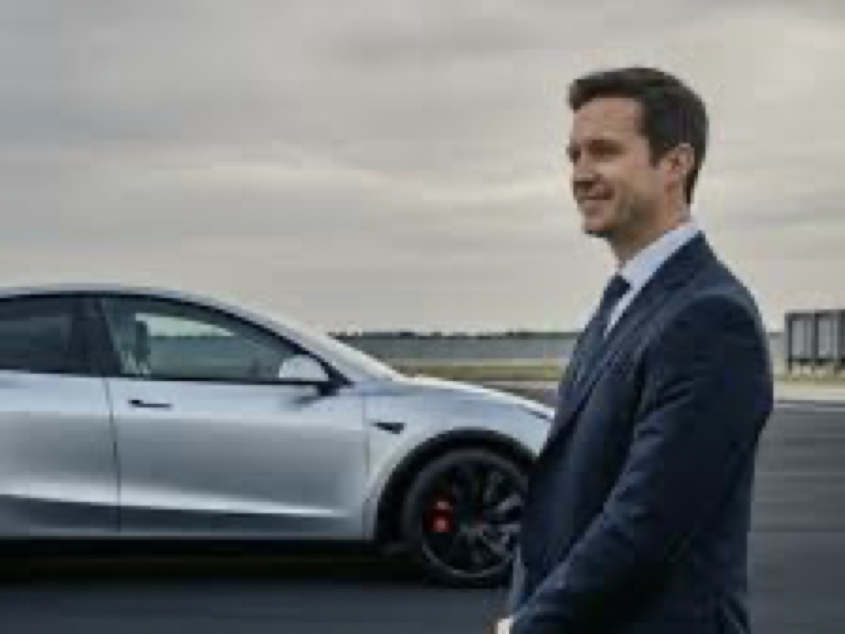 Tesla Emmanuel Lamacchia