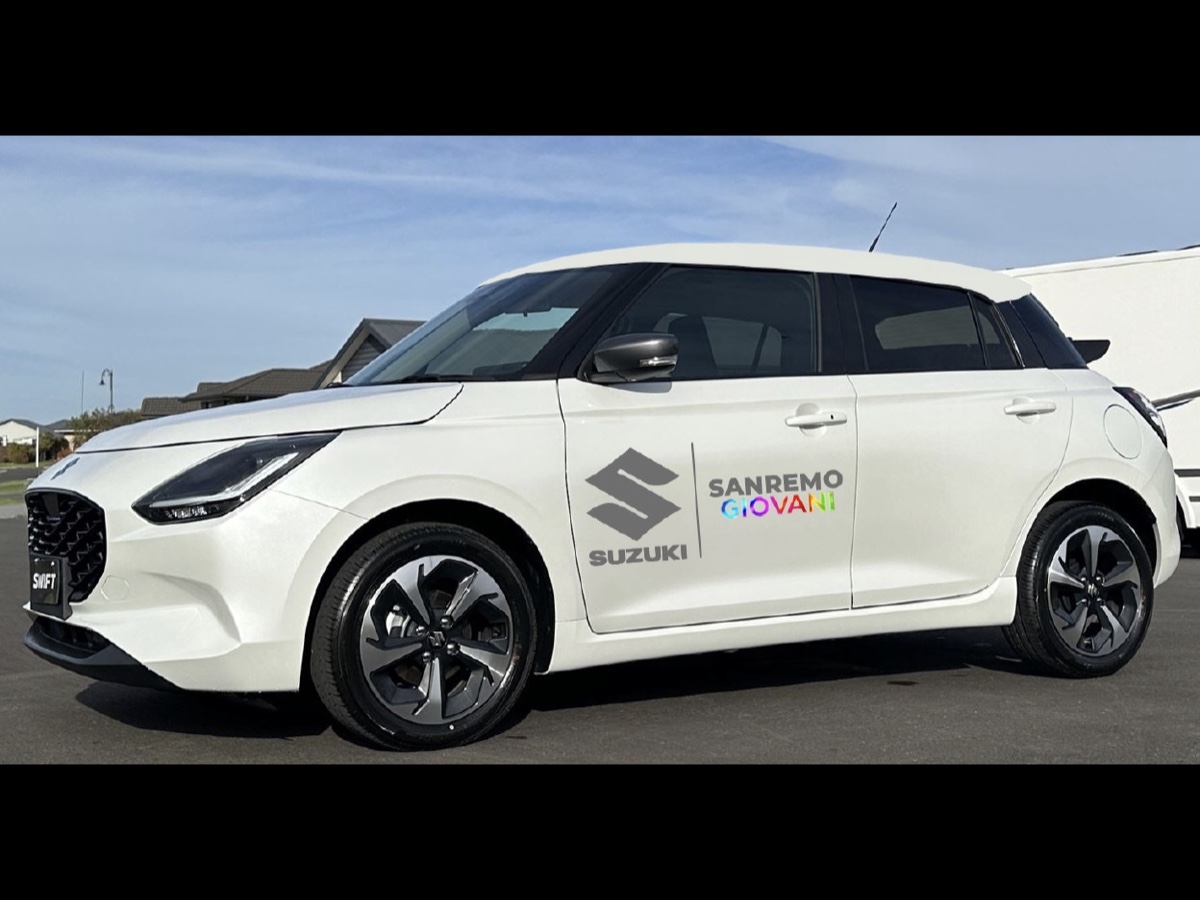 Suzuki Swift Hybrid auto ufficiale Sanremo Giovani