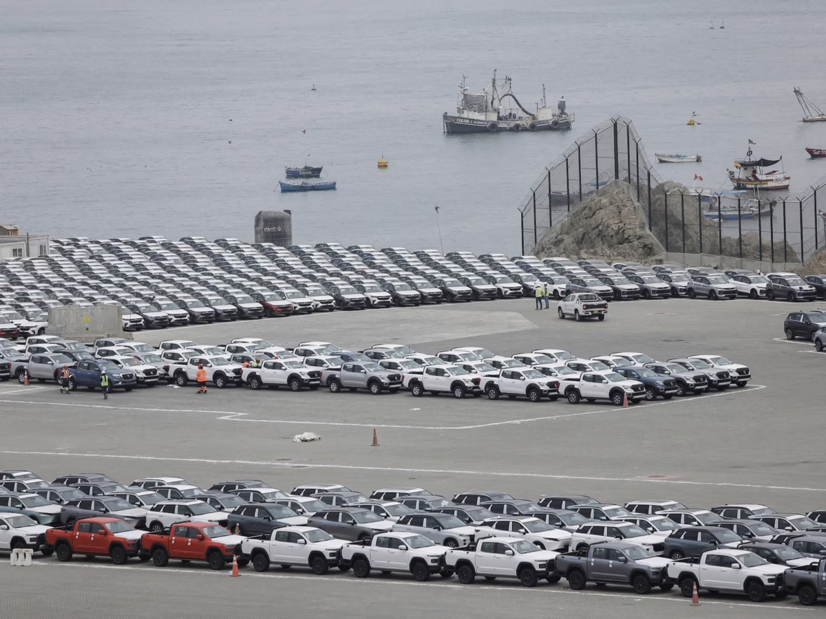 BEV cinesi porto Chancay Perù