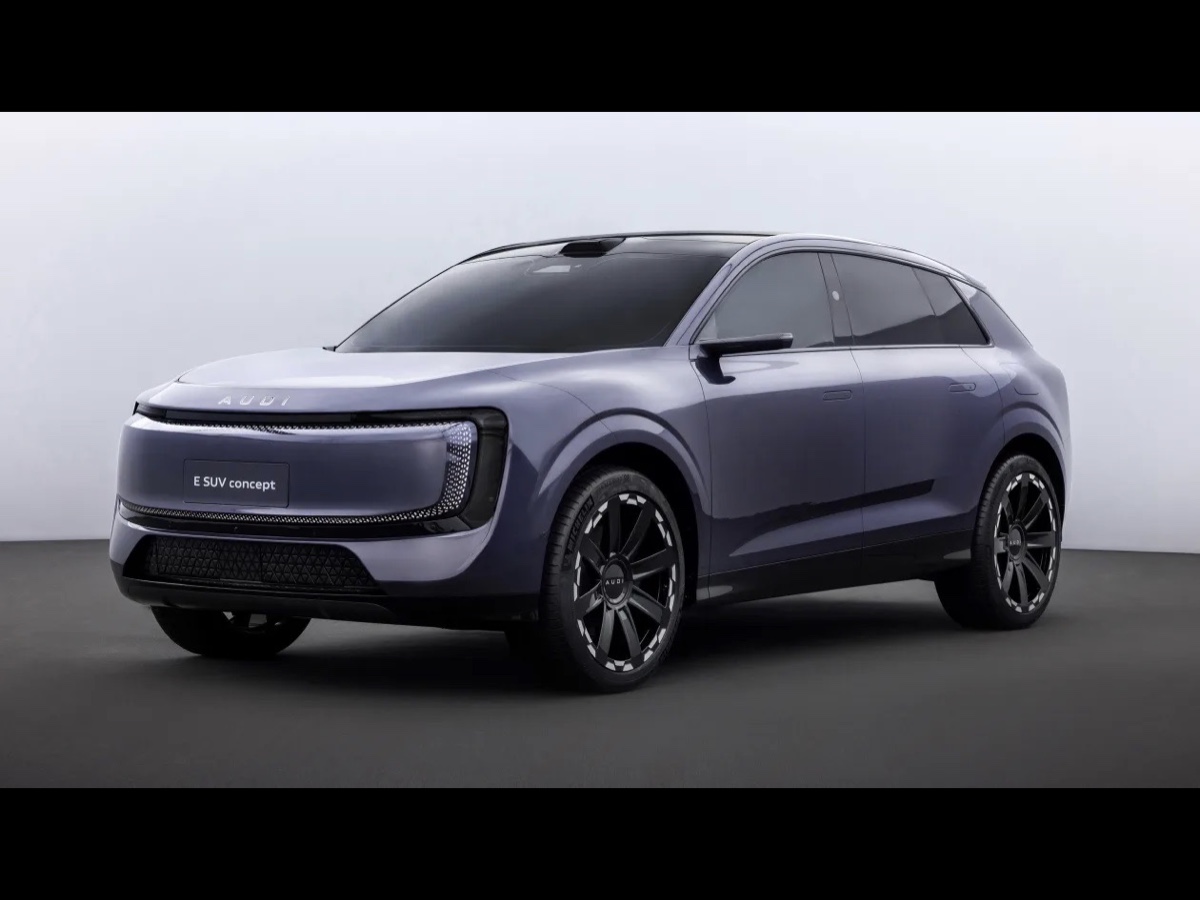 AUDI E SUV concept