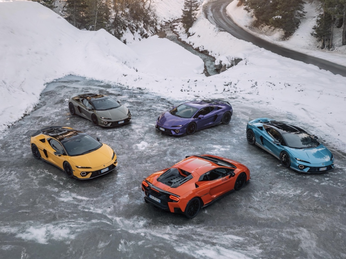 Lamborghini #SHEdrivesaLambo Courchevel Edition