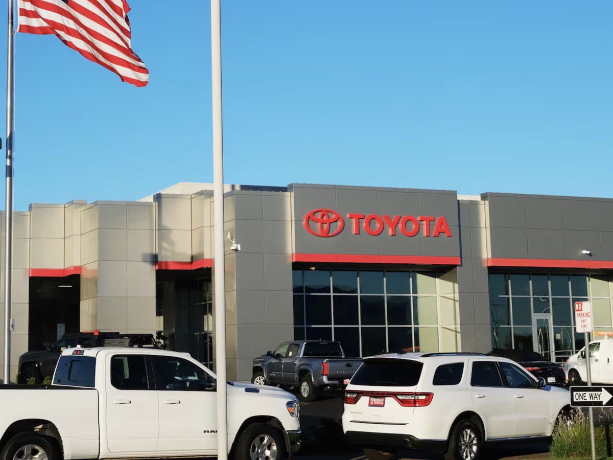 Toyota dealer USA