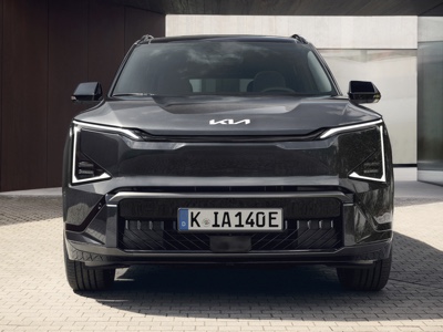 Kia accelera sull'elettrico: 13 nuovi modelli globali entro il 2030