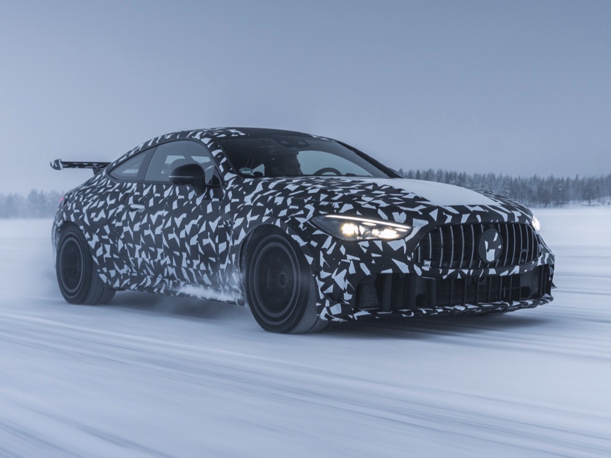 Mercedes-AMG test secondo modello Mythos