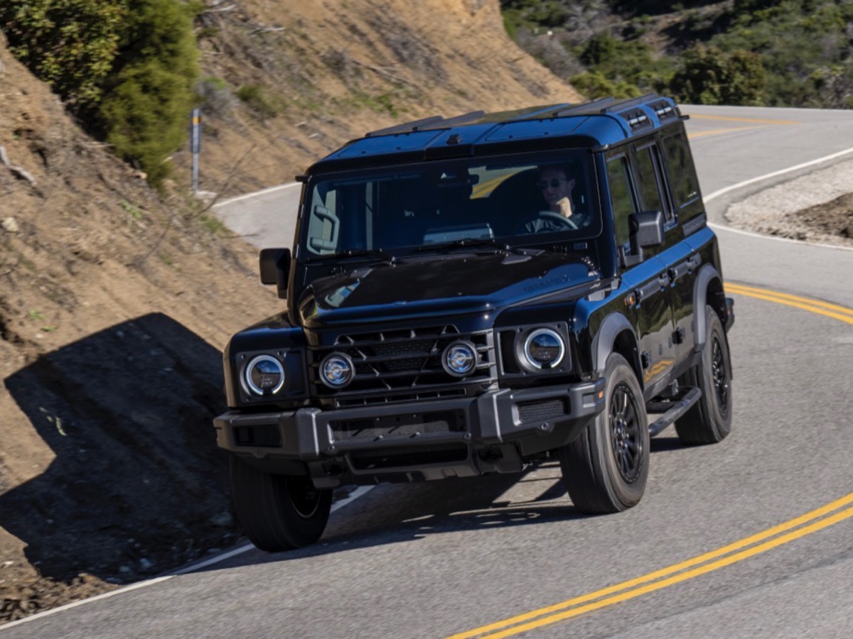  Ineos Grenadier Black Edition