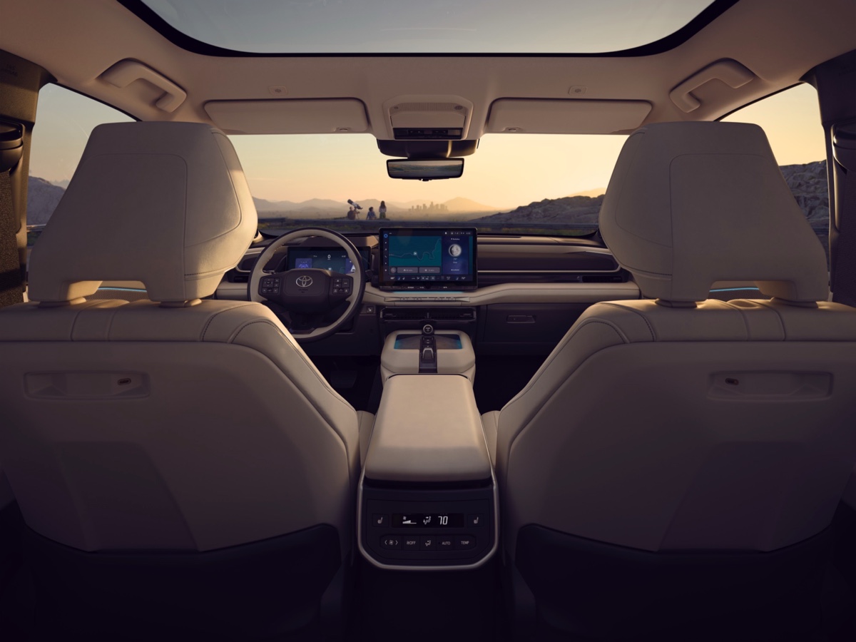 Toyota Highlander BEV