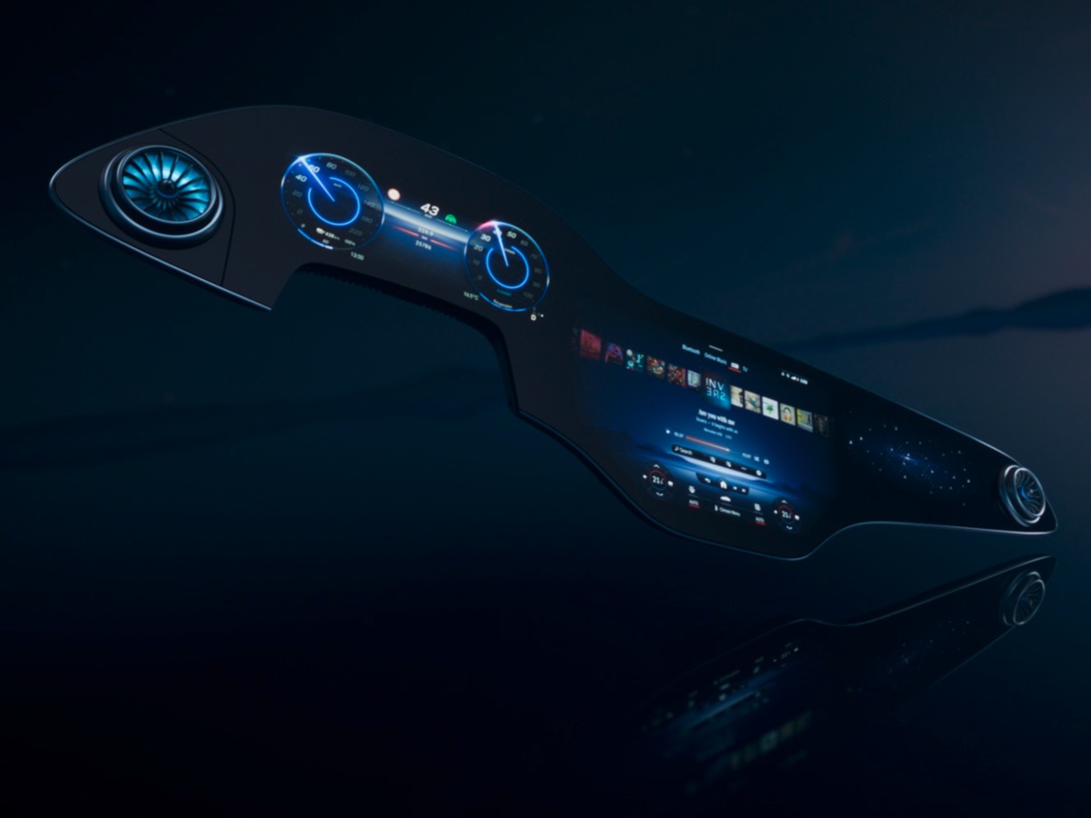 Mercedes EQS MBUX Hyperscreen