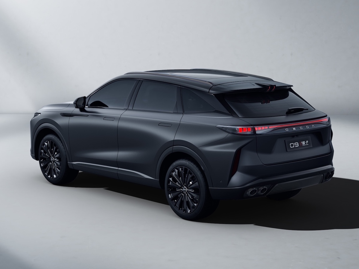 Omoda 9 SHS-P Black Knight Edition