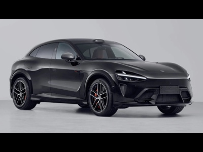 Tre motori e 990 CV per il SUV high performance Xiaomi YU7 GT