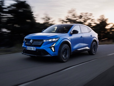 Sviluppi tecnologici e nuovi equipaggiamenti per le Renault Espace e Rafale