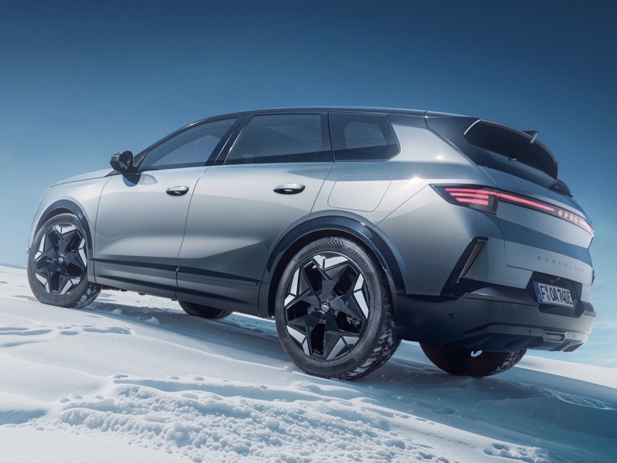 Opel Grandland Electric AWD