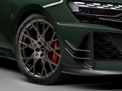 Pirelli P Zero R su misura per le Audi RS 5 e RS 3 competition limited