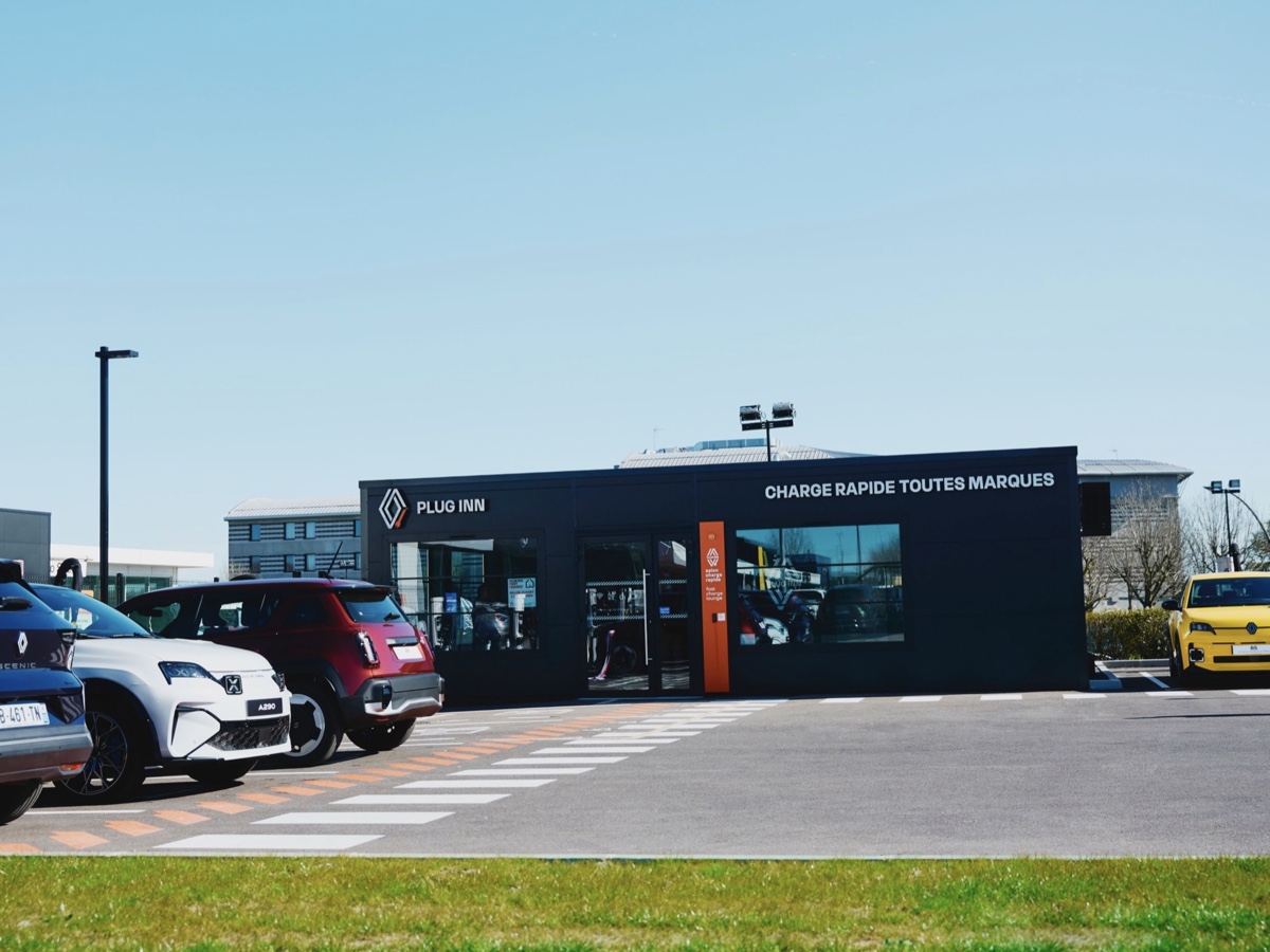 Renault Plug Inn
