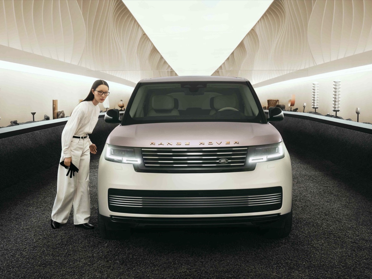 Range Rover Traces Milano Design Week