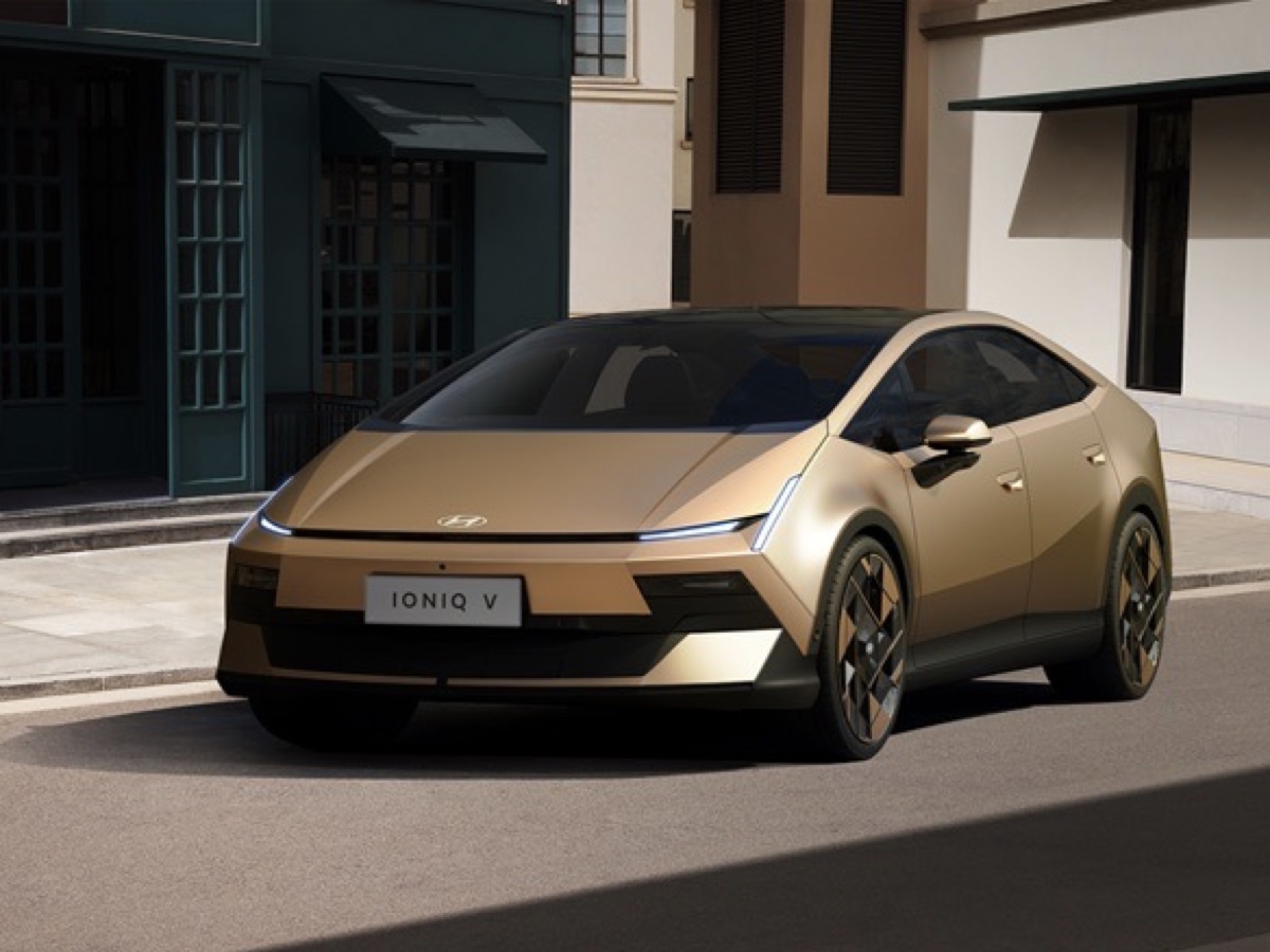 Hyundai Ioniq V