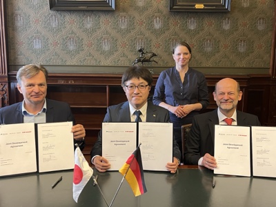 Daimler Truck, MB Energy e Kawasaki per l'idrogeno liquido ad Amburgo