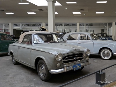 Peugeot celebra con una mostra le auto del piccolo e grande schermo