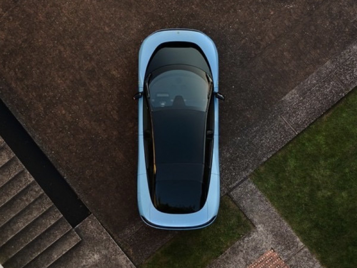 Ferrari Luce